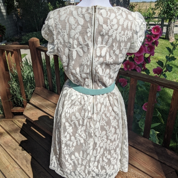 My Michelle lace dress size 7 - Picture 6 of 7